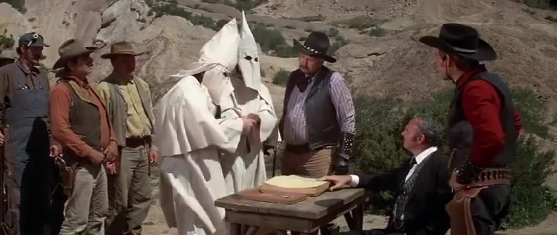 YARN See, it's coming off. Blazing Saddles (1974) Video clip