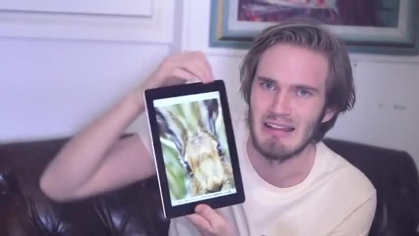 Quiz for What line is next for "PewDiePie - READING MEAN COMMENTS."? screenshot