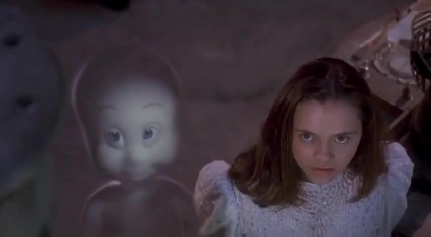 Мальчик видит призраков. Актриса Каспер 1995.