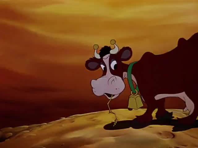 - Nice old cowsy wowsy. - Donald!