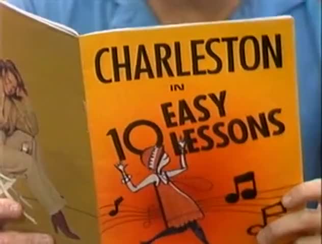 ♪♪ [ Humming: "Charleston" ]