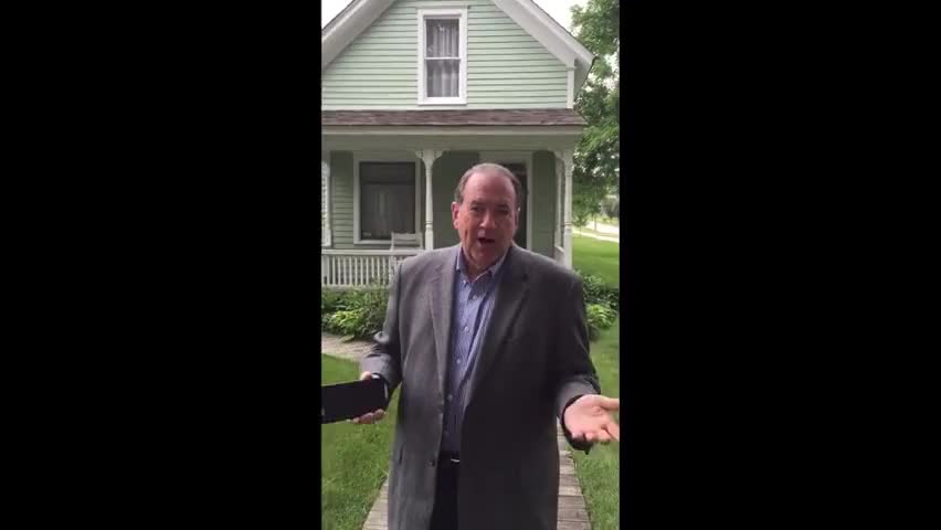 Clip image for 'why this house behind me is the birthplace of glenn miller born in clarinda we're on our way to an event my