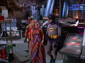 - Well, what's that thing over there? - That's the Batcomputer.