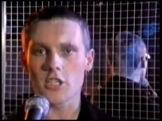 Quiz for What line is next for "Mirror In The Bathroom - The English Beat"? screenshot