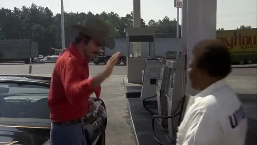 - TransAm! What's your pleasure? - Fill it up, my man.