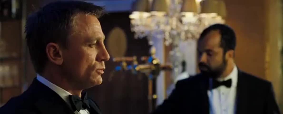 casino royale watch in english with subtitles