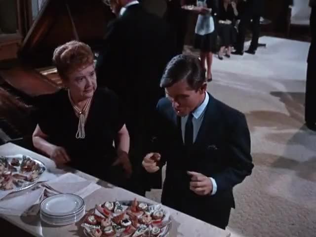 Clip image for 'Just one more hors d'oeuvres, huh?