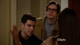 - Let me see this guy. - No. Schmidt, Robby!