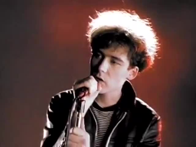Quiz for What line is next for "The Jesus And Mary Chain - Head On (Official Video)"? screenshot