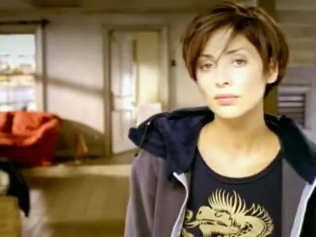 Quiz for What line is next for "Natalie Imbruglia - Torn (Official Video)"? screenshot
