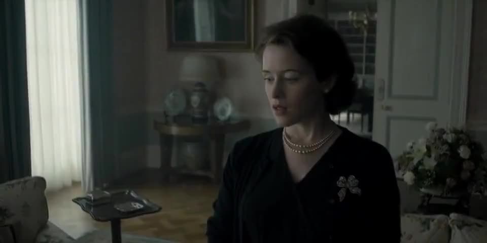 Quiz for What line is next for "The Crown "? screenshot
