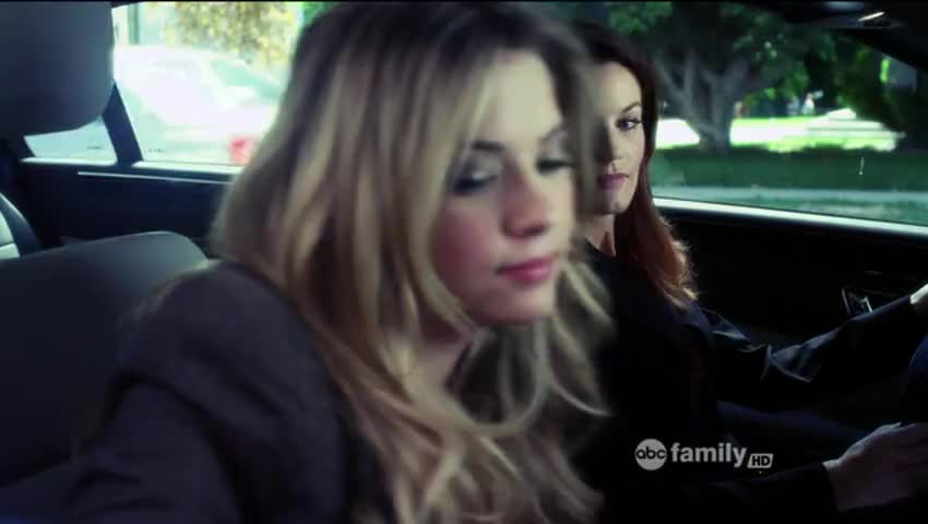 Hanna, I'm your mother. Since when do you thank me for taking you anywhere?