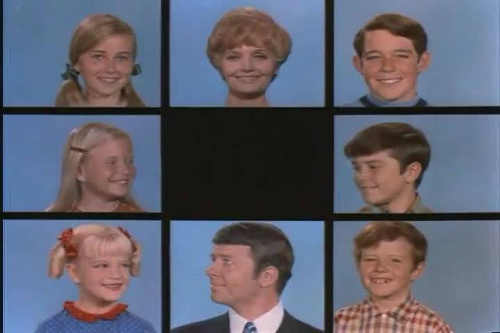 ♪ That's the way they all became the Brady Bunch ♪