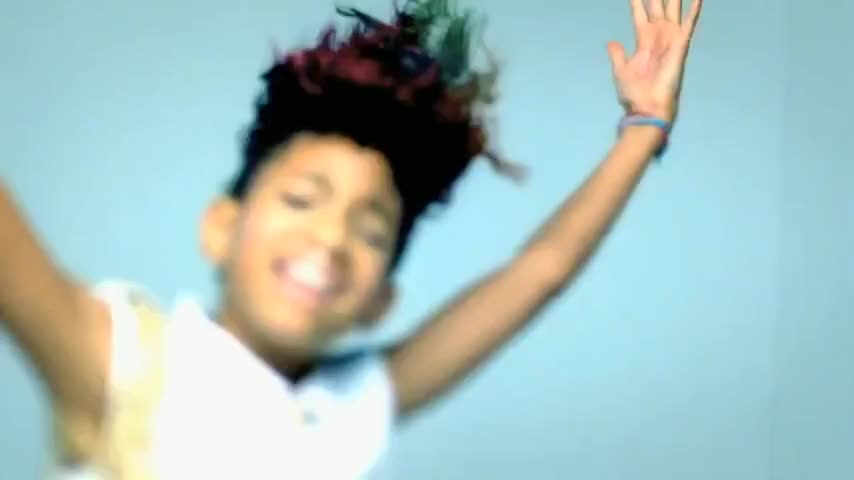 YARN | Willow Smith - Whip My Hair popular video clips | Music Video | 紗