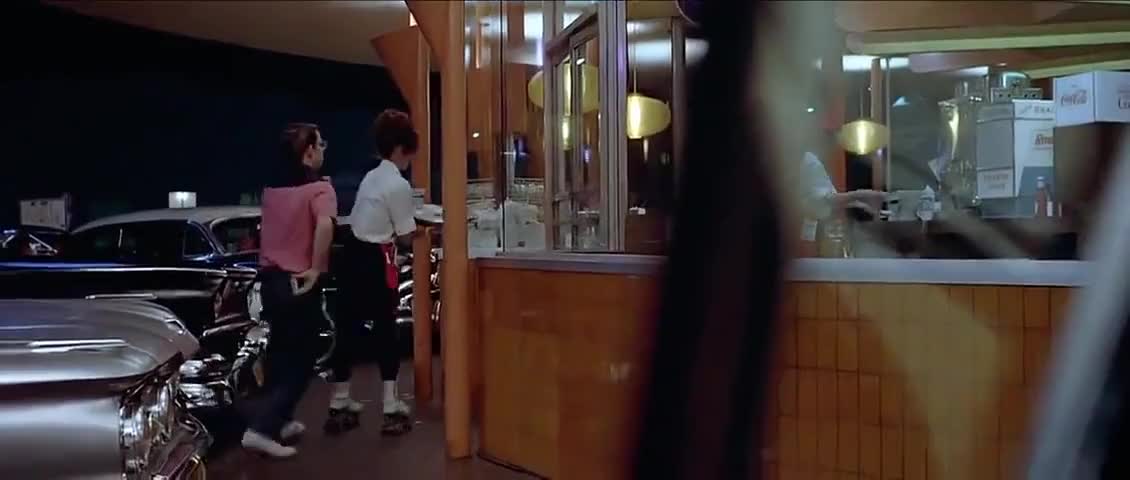 Quiz for What line is next for "American Graffiti "? screenshot